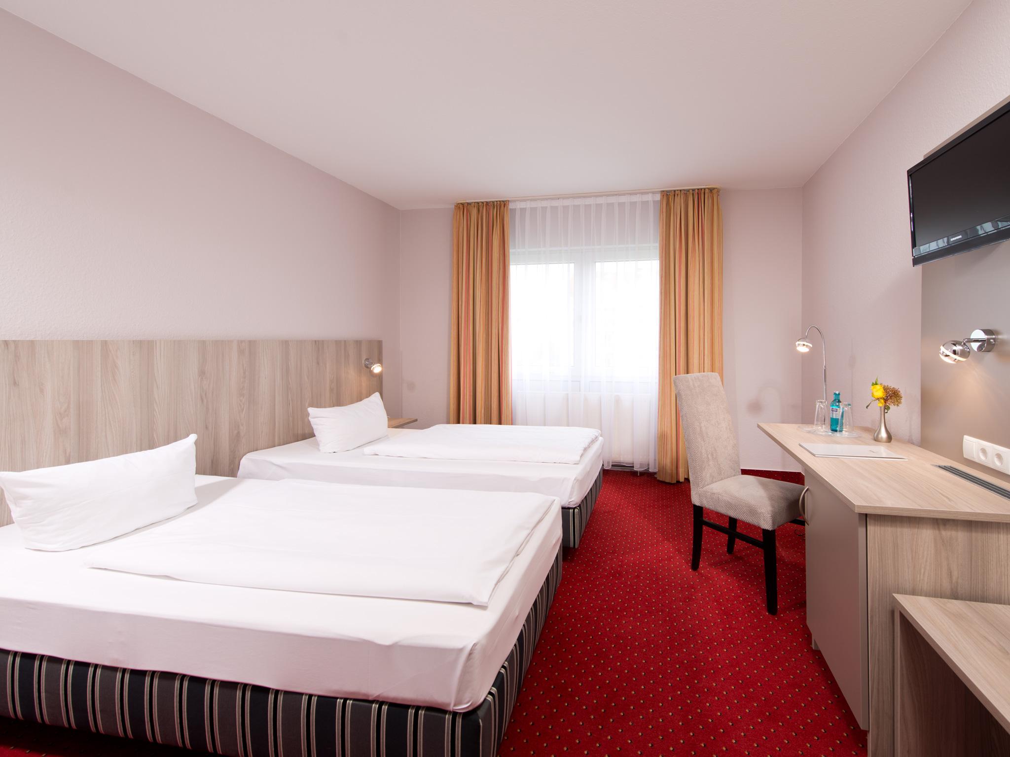 Achat Hotel Frankenthal In Der Pfalz Ngoại thất bức ảnh